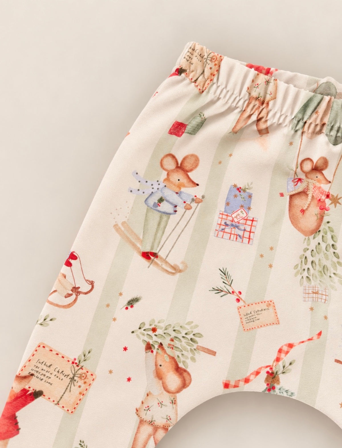 Merry Little Mice Leggings - Sage